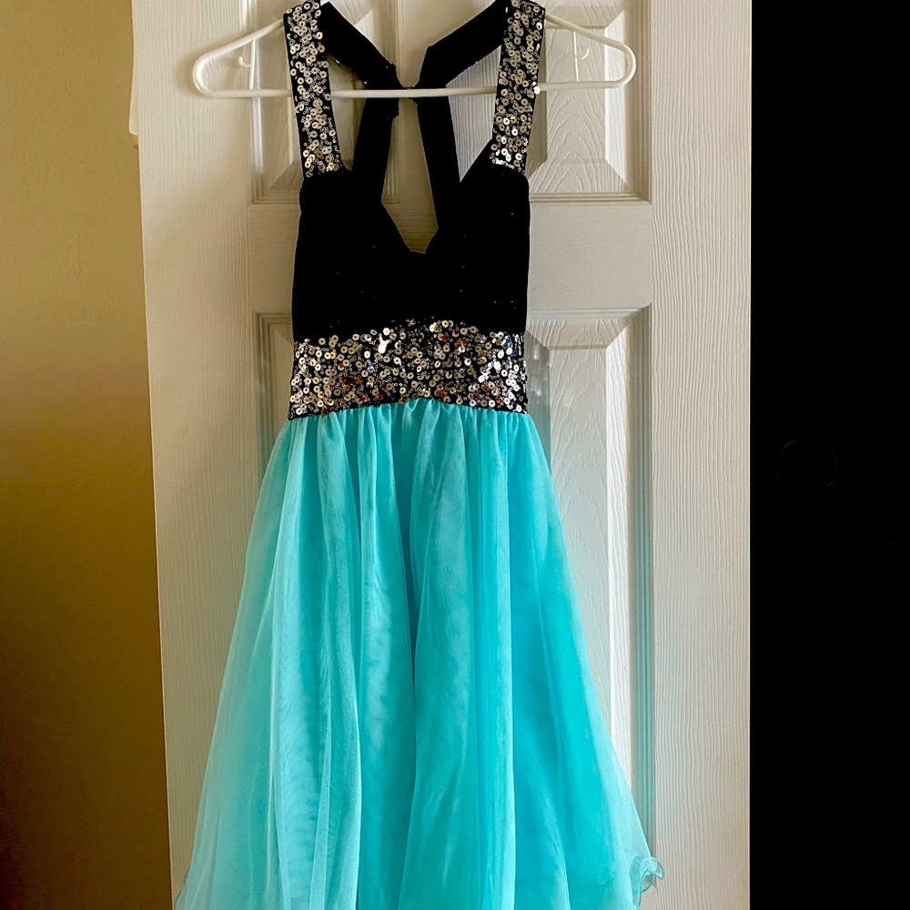 Short size 3 dress